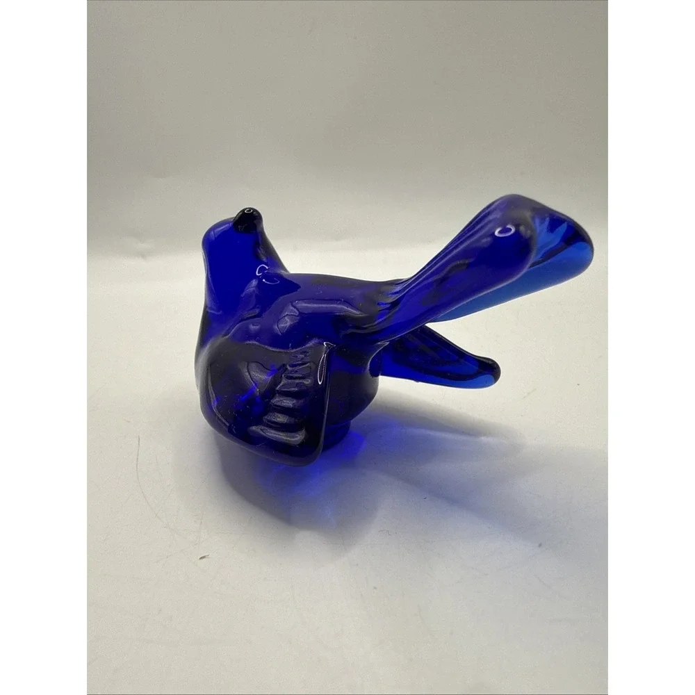 Mosser Glass Bluebird Figurine Decorative Bird